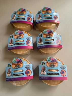 Rainbow Mystery Squishy Bun - Viral dumplings TikTok. New sealed. Limited supply